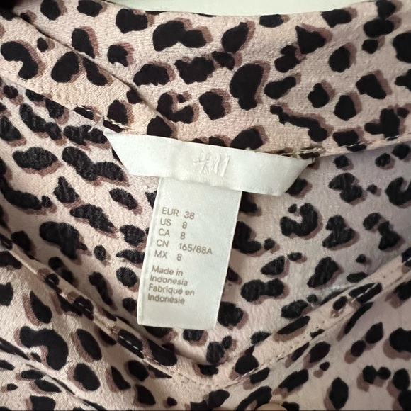 H&M leopard print blouse - Picture 4 of 5